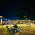 Ocean Dreams & Hotel Meadows Dream ! Bikers,Couple & Family Hotel ! Valley View ! Open Terrace Cafe