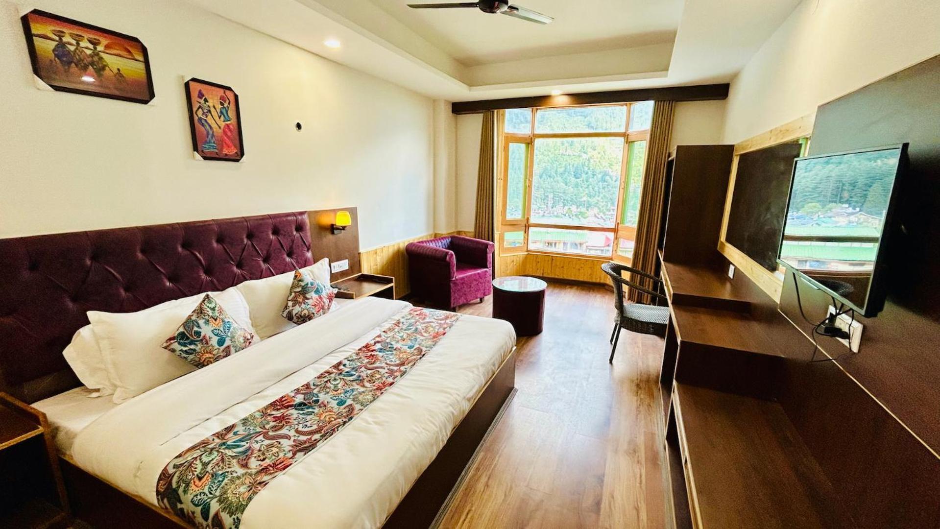 Homestay Ocean Dreams & Meadows Dream ! Bikers,couple & Family ! Valley View ! Open Terrace Cafe *
